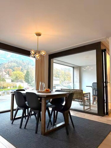 Modern Apartment • Balcony • AC • Interlaken West