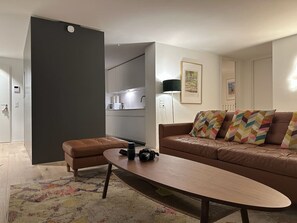 TV, stereo - Mountain View Luxury Apt at Interlaken West • AC • BBQ by SwissDreamLiving (Interlaken)