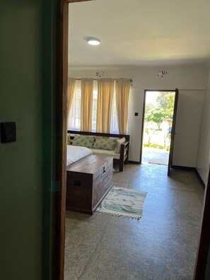 Estudio de lujo | Decoración individual, mobiliario individual, wifi gratis