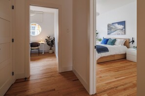 1 sovrum, strykjärn/strykbräda, internet och sängkläder