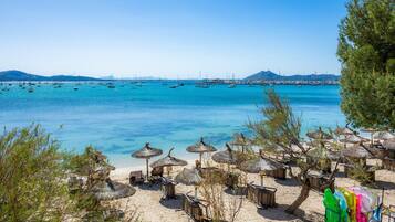 Playa en los alrededores