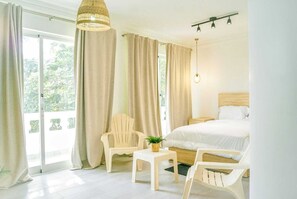 패밀리 더블룸, 침실 2개, 발코니, 해변 전망 | 고급 침구, 오리/거위털 이불, 필로우탑 침대, 각각 다른 스타일의 인테리어