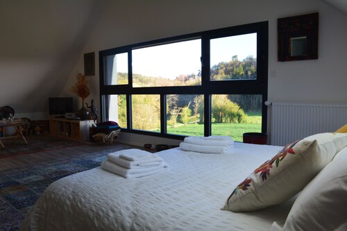 Chambre d'hôtes Forêt pour 2 pers. au coeur de la Suisse Normande, proche Clécy