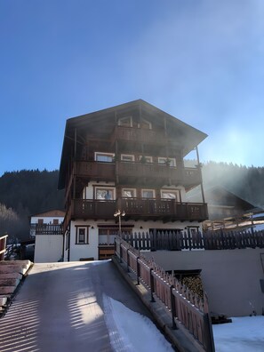 Exterior - Holiday Home 'Tabià Padola' with Mountain View (Padola)