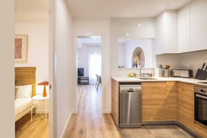 Fridge, microwave, oven, dishwasher - 63IND1125- Brand new apartment (Barcelona)