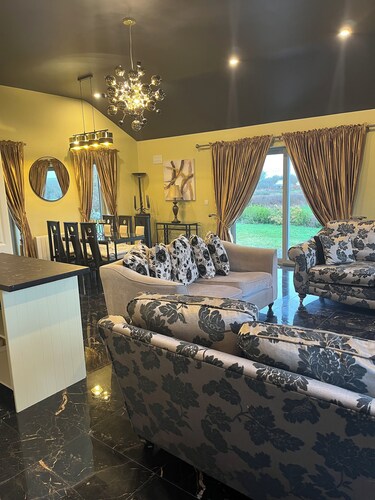 Perfect 1-bedroom lodge in Tulla for a relaxing getaway surrounded by woodlands