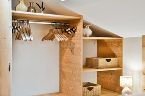 Interior - Lys Martagon - Hermine 2 (Le Grand Bornand)