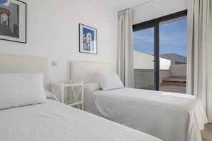Room - Apartment 'Casa África' with Shared Pool, Wi-Fi and Air Conditioning (Barbate)