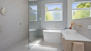 Shower - The Palms - Safety Beach (Safety Beach)