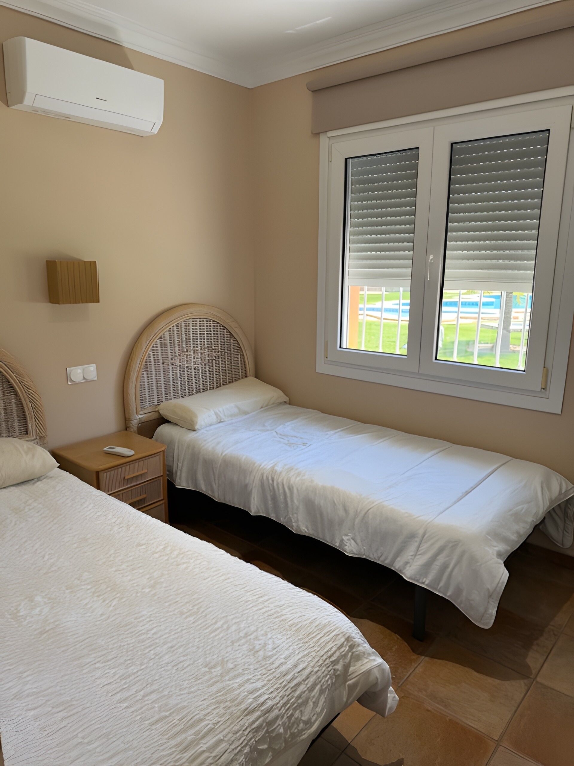 Een strijkplank/strijkijzer, wifi