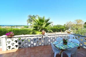 Familie appartement | Hypoallergeen beddengoed, een strijkplank/strijkijzer, beddengoed