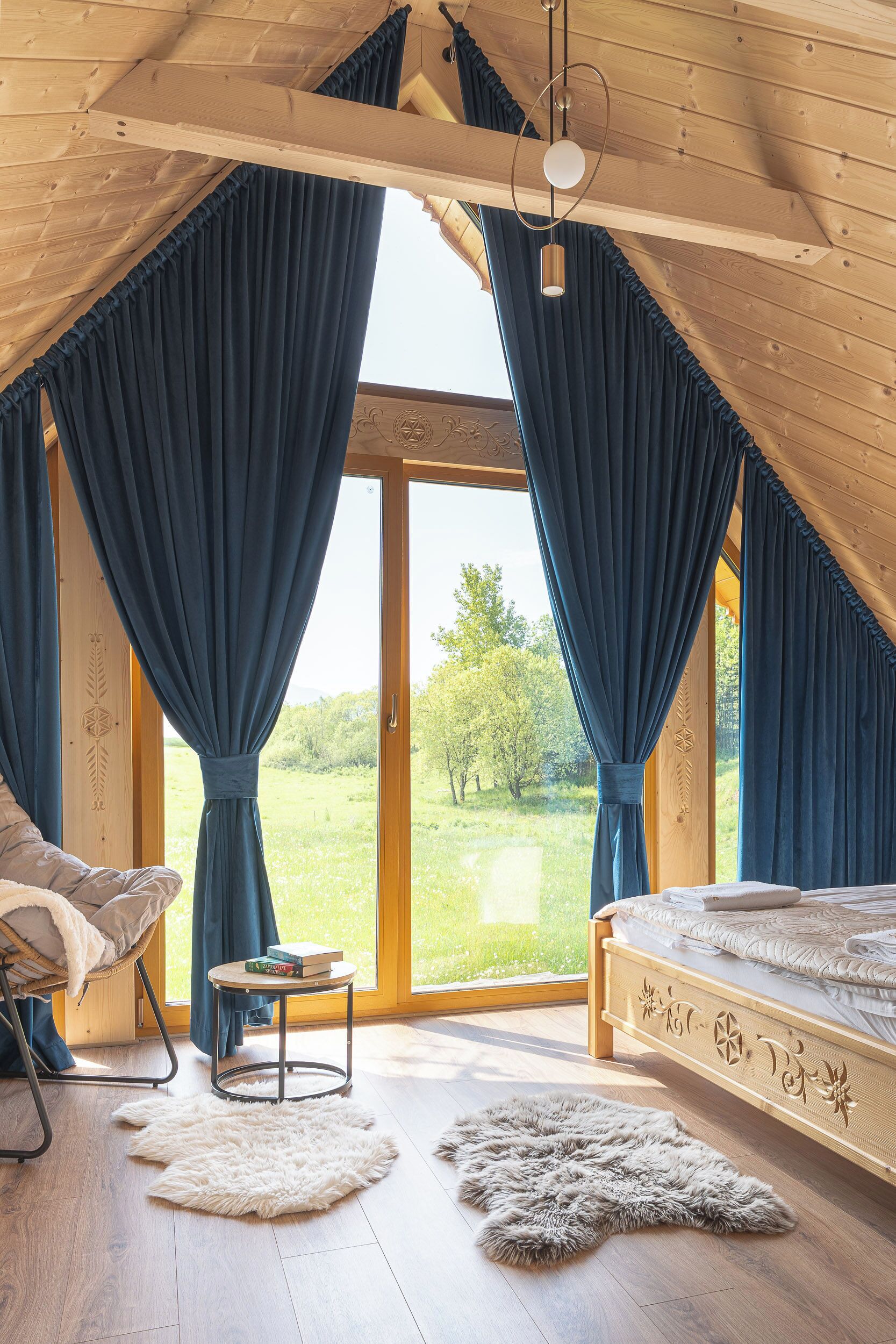 Iron/ironing board, free WiFi