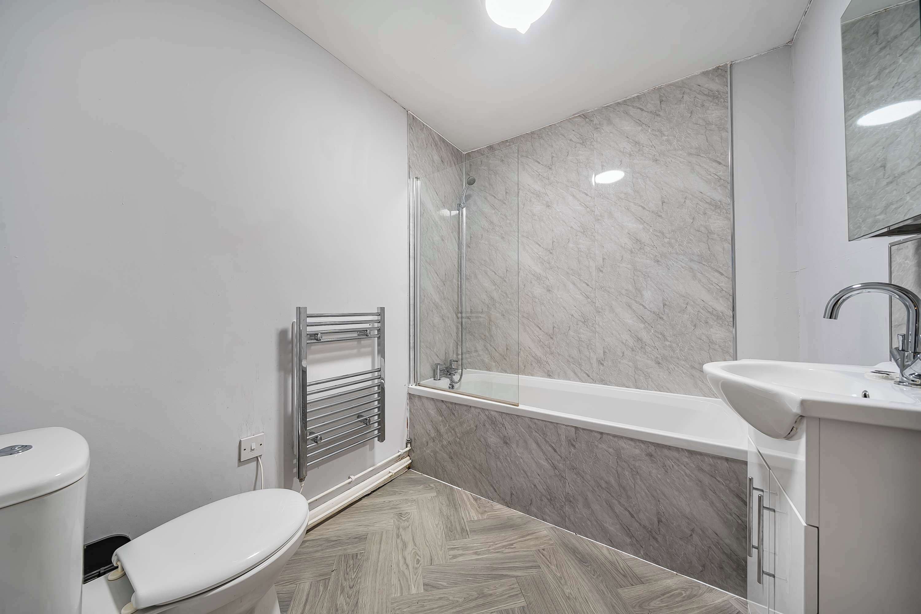 House | 1 bedroom
