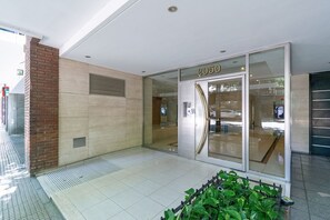 Exterior detail - Charming studio on Las Heras Avenue, Recoleta | 4P (Ciudad Autónoma de Buenos Aires)