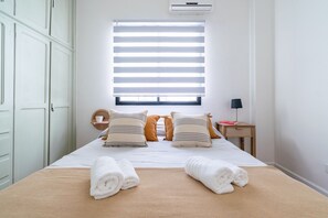 Iron/ironing board, Internet, bed sheets - Charming 2-Bedroom Apartment | Renovated | Cañitas (Ciudad Autónoma de Buenos Aires)