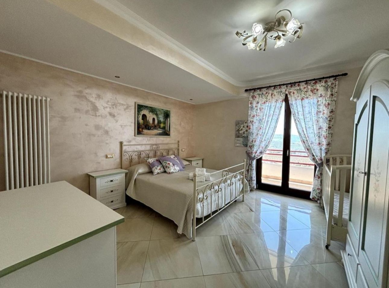 Fer et planche à repasser, Wi-Fi, draps fournis