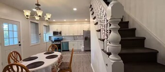 Hudson Valley Top Getaway with a River View B