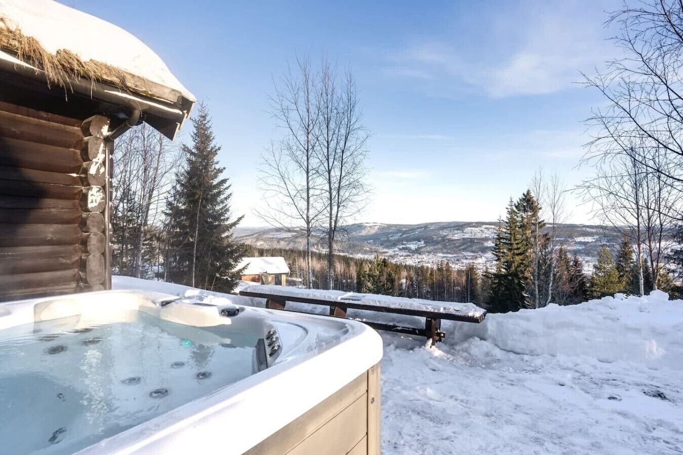 Utendørs boblebad