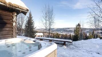 Utendørs boblebad