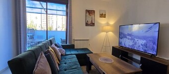 Space, Comfort & Large Terrace - Your Haven of Peace in Hasnaoui
