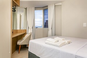 Iron/ironing board, Internet - WI-FI 600mb | Rooftop Pool #CA90 (Florianópolis)