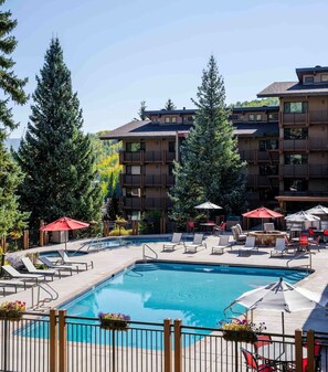 Pool - Terrace House Ski-In-Ski-Out (Snowmass Village)