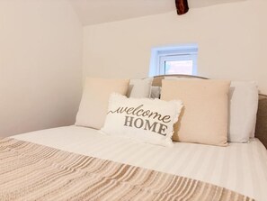 Ferros/tábuas de passar roupa, Wi-Fi, roupa de cama