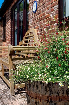 Exterior detail - Goose Shed | Rural Farm Cottage | Cosy Fire (Stelling Minnis)