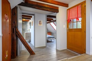 Fer et planche à repasser, Wi-Fi, draps fournis