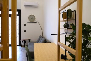 Interior - Elegant Independent Studio in Catania Borgo Center - Modern and Super Connected (Catania)