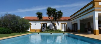 Rifugio di Tranquillità Alentejana con Piscina Privata