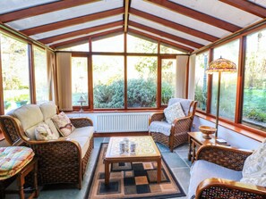 Living area - Maggie's Barn (Brecon)