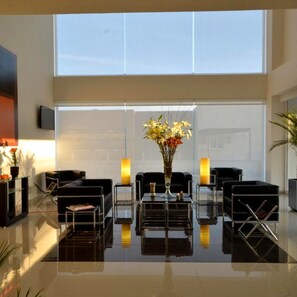 Interior - Hotel Lois Express Monterrey (Apodaca)