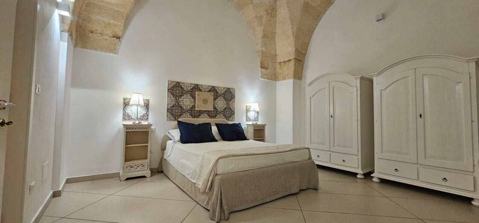 Bügeleisen/Bügelbrett, WLAN, Bettwäsche