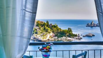 Appartement Deluxe, vue ocĂ©an, en front de plage | Vue sur la plage/lâocĂ©an