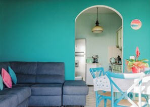 Deluxe Apartment, Beach View | In-room safe, individually decorated, individually furnished