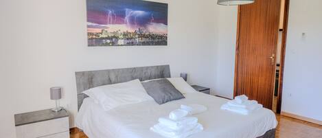 3 Schlafzimmer, WLAN, Bettwäsche