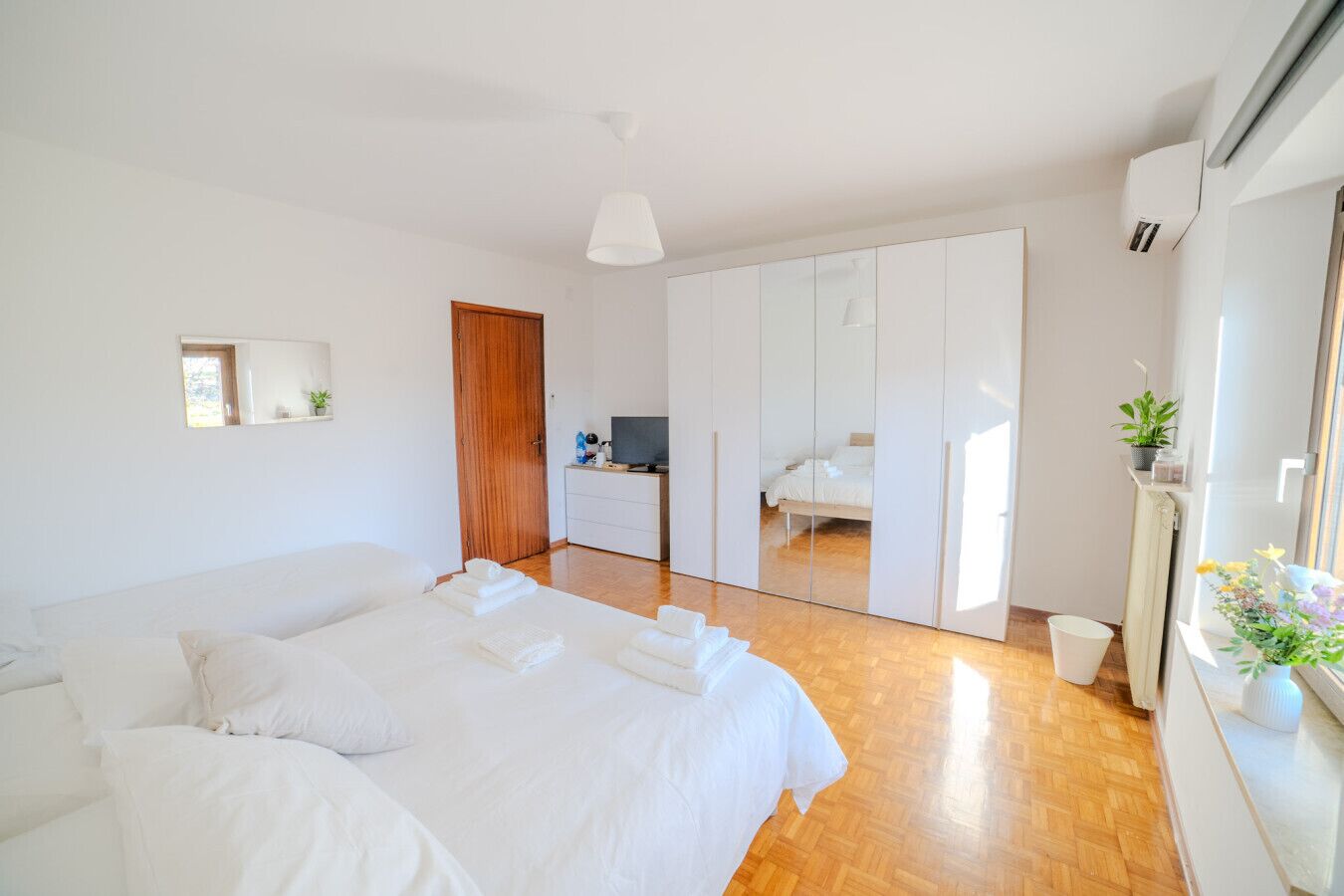 3 bedrooms, WiFi, bed sheets