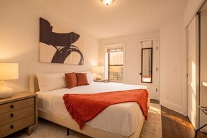 2 bedrooms, WiFi, bed sheets - Madison II by StayHaus | Full-floor Flatiron 2BR (New York)
