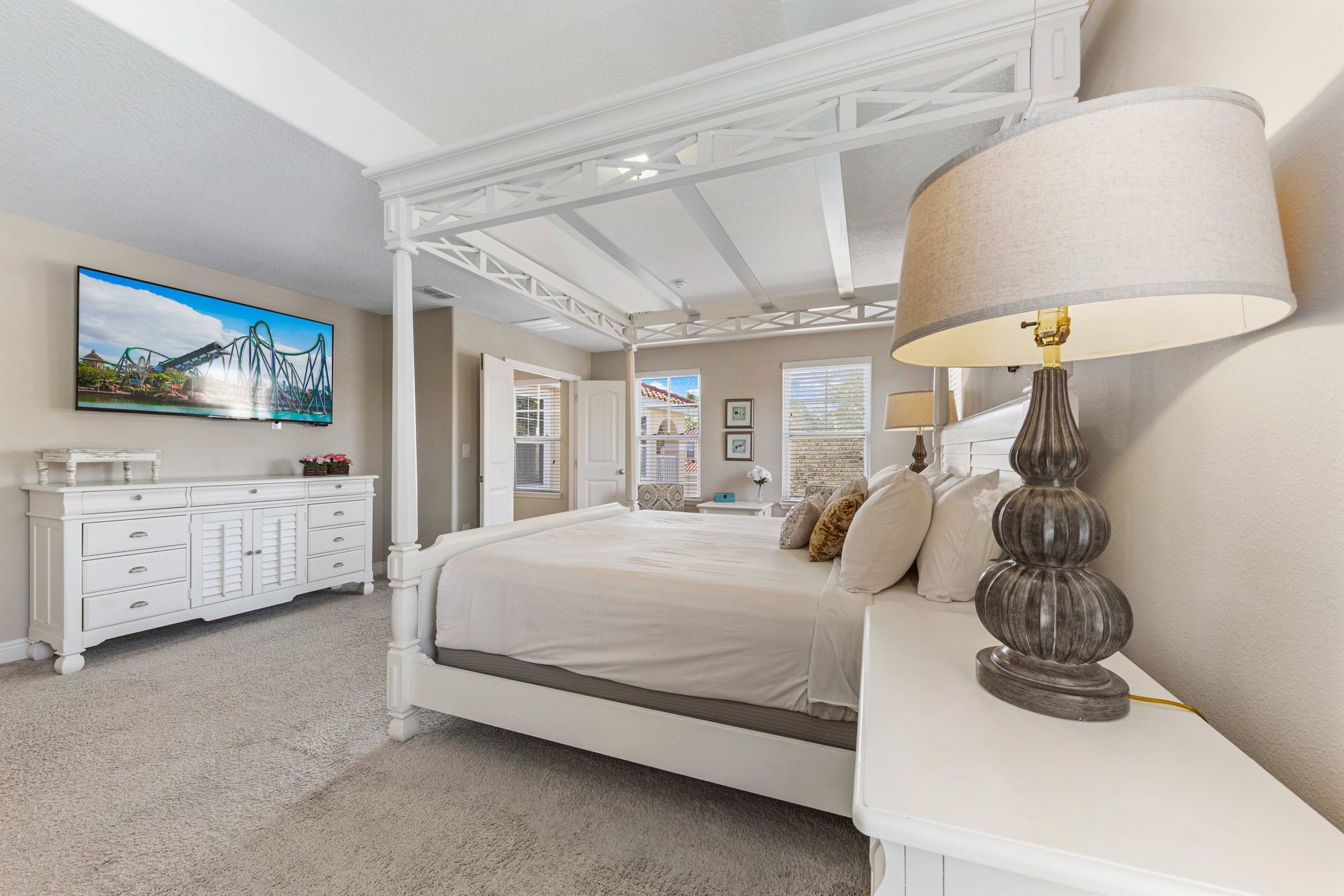 House (6 Bedrooms) | Property amenity