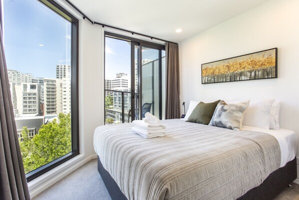 1 bedroom, desk, iron/ironing board, free WiFi
