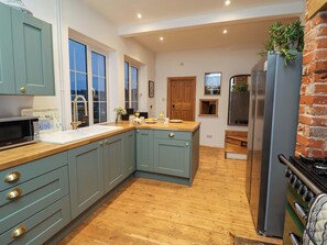 洗碗機、廚房用具/餐具/器皿