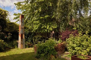 Cottage | Property grounds - The White House, Riverside Retreat (Norwich)