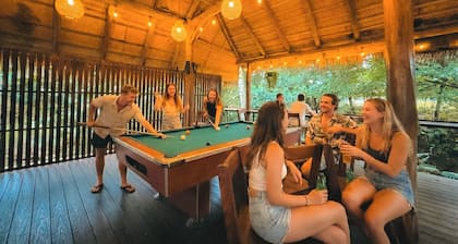 Viajero La Fortuna Hostel