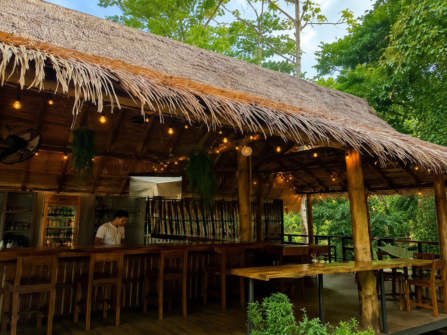 住宿內酒吧