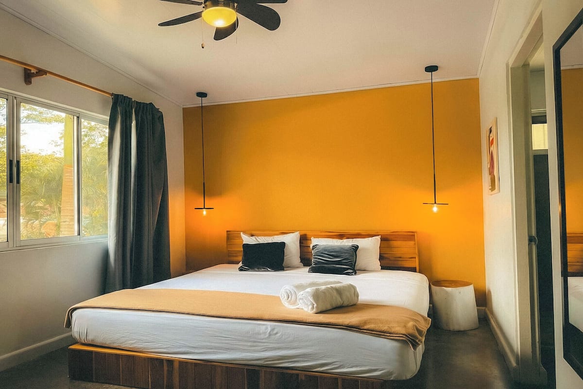 Habitación doble superior, 1 cama matrimonial, baño en la habitación | Wifi gratis