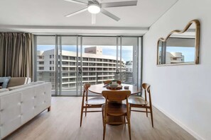 Interior - Marina Vista—Waterfront Stay near Dining & Markets (Cairns)