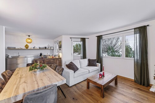 Emotional House in St Moritz Cresta BoB