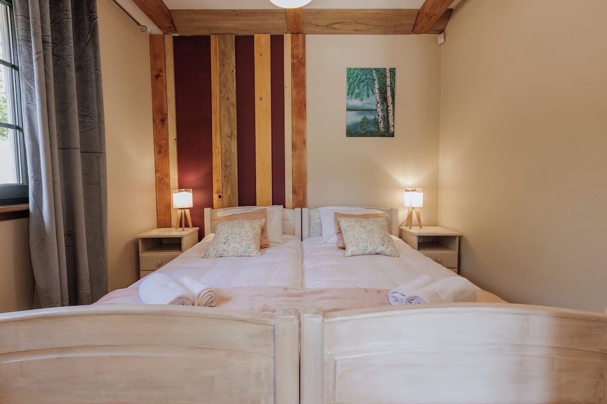 Apartment, Balcony, Lake View | Free WiFi