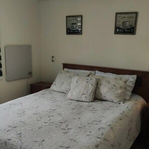 Comfort Apartment, Patio, Courtyard View | Free WiFi